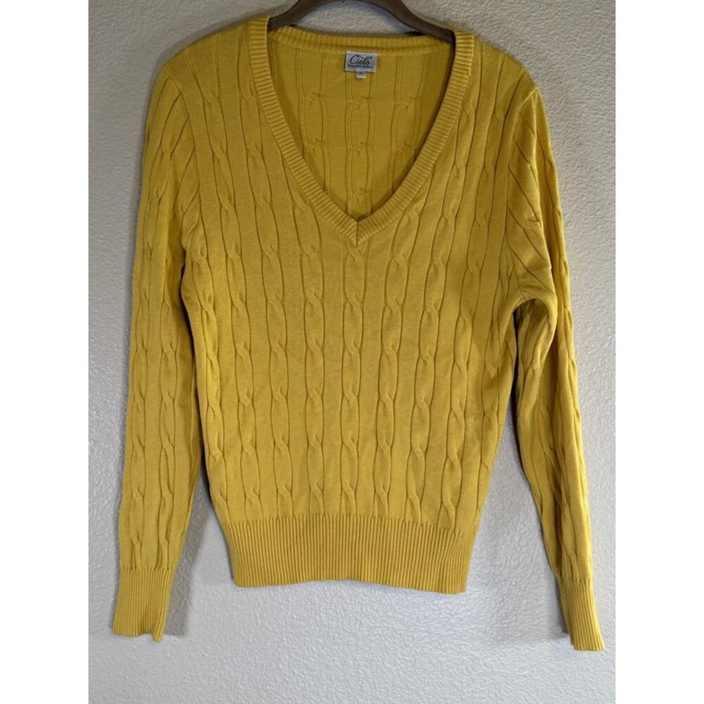 Cielo California Women’s Large V neck Knit LS Cable Knit Sweater Mustard